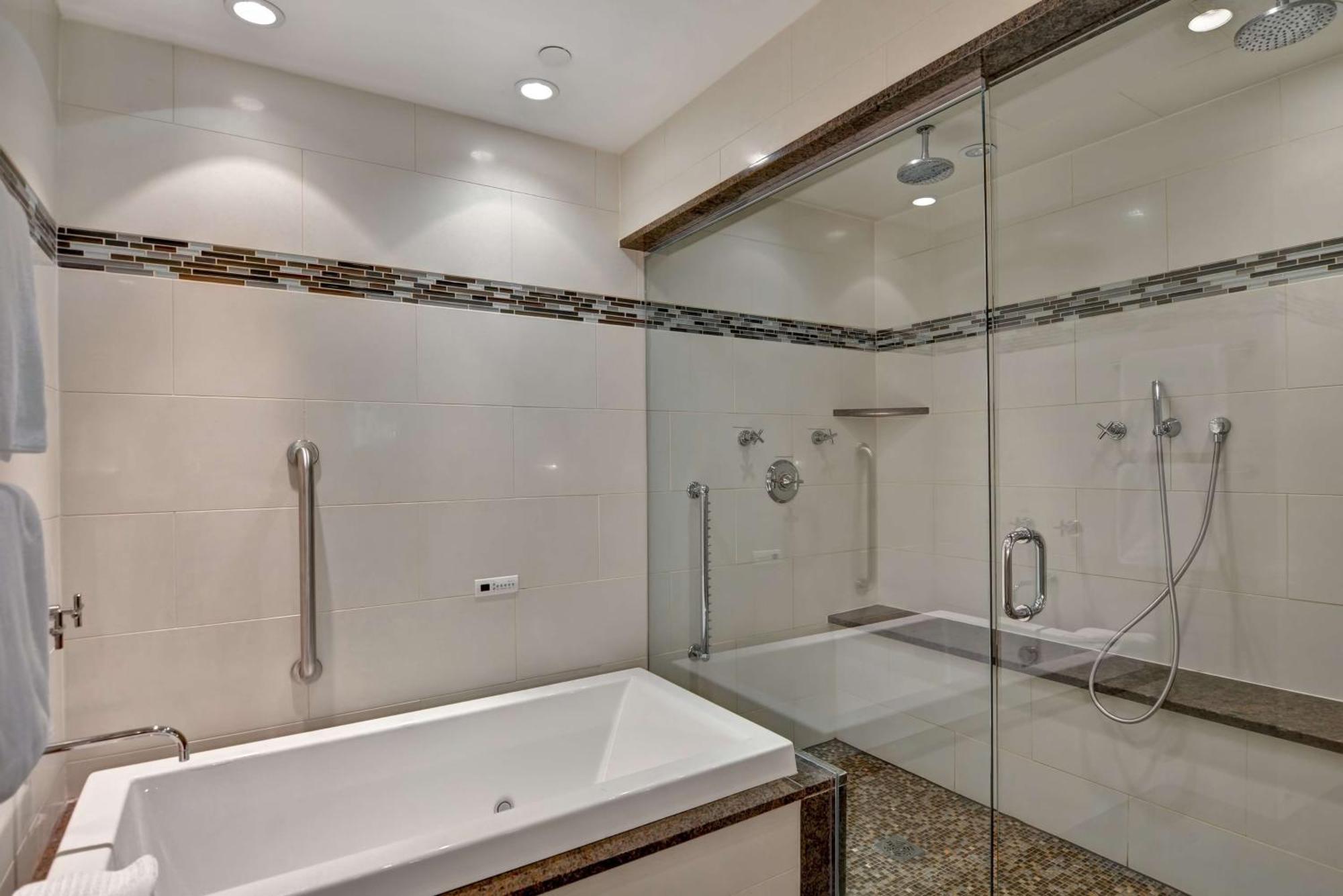 The Cincinnatian Curio Collection By Hilton Luaran gambar